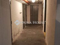 Eladó téglalakás, Kecskeméten 65.9 M Ft, 4 szobás