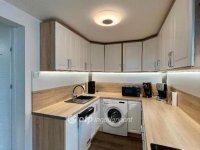 Eladó családi ház, Balatonfüreden 199.999 M Ft, 4+1 szobás