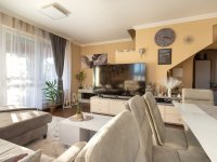 Eladó ikerház, Nagytarcsán 126 M Ft, 4+2 szobás