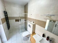 Eladó családi ház, Kőszárhegyen 134.99 M Ft, 5 szobás