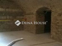 Eladó üzlethelyiség, VIII. kerületben 63.72 M Ft