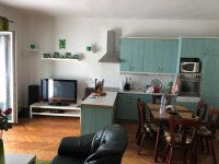 Eladó nyaraló, Balatonfenyvesen 37 M Ft, 4 szobás