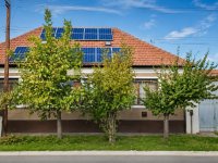 Eladó családi ház, Cegléden 85 M Ft, 3 szobás