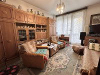 Kiadó téglalakás, albérlet, Pécsett, Lokomotív utcában