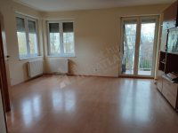 Kiadó téglalakás, albérlet