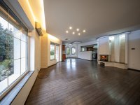 Eladó családi ház, Budaörsön 269.9 M Ft, 7 szobás