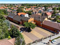 Eladó családi ház, Dunaharasztin 450 M Ft, 7 szobás