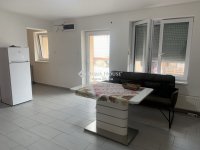 Eladó családi ház, Vecsésen 299.9 M Ft, 1 szobás