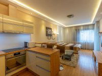 Eladó téglalakás, III. kerületben 84 M Ft, 1 szobás