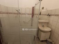 Eladó téglalakás, Solymáron 129.9 M Ft, 3 szobás