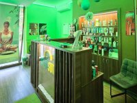 Eladó üzlethelyiség, Dunaharasztin 109.99 M Ft, 1+1 szobás