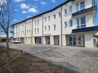 Kiadó üzlethelyiség, XVIII. kerületben, Gilice téren