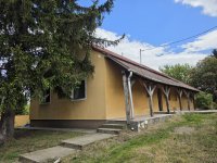 Eladó családi ház, Baracskán 55 M Ft, 3 szobás