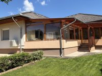 Eladó családi ház, Gödöllőn 279.9 M Ft, 8 szobás