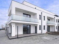 Eladó téglalakás, Győrött 64.2 M Ft, 3 szobás