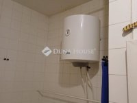 Eladó téglalakás, Pécsett 44.5 M Ft, 2 szobás