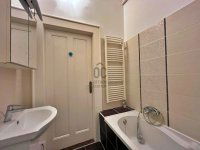 Eladó téglalakás, Budapesten, VI. kerületben 105 M Ft, 3 szobás