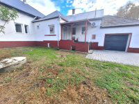 Eladó családi ház