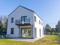 Eladó családi ház, Szentendrén 219.9 M Ft, 5 szobás