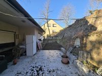 Eladó családi ház, Pécsett 69.9 M Ft, 5 szobás