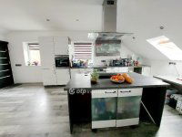 Eladó családi ház, Miskolcon 350 M Ft, 10 szobás