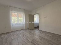 Eladó családi ház, Szombathelyen 49.99 M Ft, 2 szobás