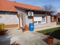 Eladó családi ház