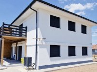 Eladó téglalakás, Cegléden 65 M Ft, 4 szobás