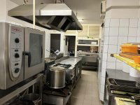 Eladó üzlethelyiség, Hőgyészen 82.55 M Ft