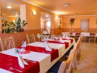 Eladó nyaraló, Debrecenben 550 M Ft, 16 szobás