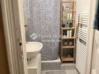 Eladó téglalakás, VI. kerületben 93 M Ft, 3 szobás