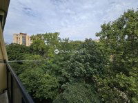 Eladó panellakás, Pécsett 46.5 M Ft, 3 szobás