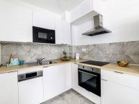 Eladó családi ház, XII. kerületben 395 M Ft, 14 szobás