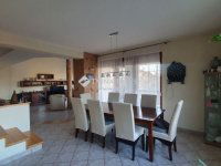 Eladó családi ház, XVII. kerületben 249 M Ft, 9 szobás