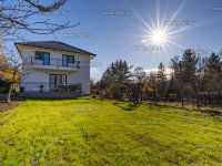 Eladó családi ház, Szentendrén 215 M Ft, 5 szobás