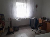 Eladó családi ház, Romándon 49.9 M Ft, 4 szobás