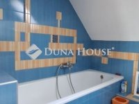 Eladó családi ház, Pécsett 115 M Ft, 4+1 szobás