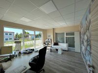 Eladó üzlethelyiség, Nagytarcsán 550 M Ft / költözzbe.hu