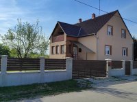 Eladó családi ház, Makláron 120 M Ft, 6 szobás