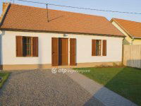 Eladó családi ház