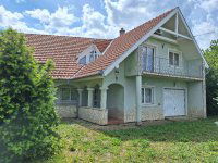 Eladó családi ház