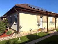 Eladó családi ház