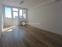 Eladó panellakás, Kecskeméten 45.9 M Ft, 2 szobás