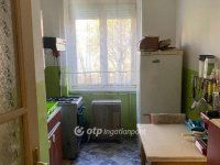 Eladó téglalakás, Veszprémben 62.9 M Ft, 3 szobás