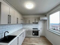 Eladó panellakás, Debrecenben 63.49 M Ft, 3 szobás