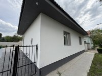 Eladó családi ház, Gyulán 99 M Ft, 4+1 szobás