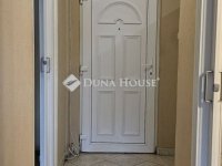 Eladó panellakás, Pécsett 37.99 M Ft, 2 szobás