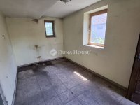 Eladó családi ház, Daruszentmiklóson 11.99 M Ft, 1 szobás