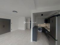 Eladó téglalakás, Pécsett 68.9 M Ft, 2 szobás