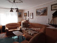 Eladó családi ház, Jászberényben 28 M Ft, 1+1 szobás